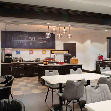 Hampton Inn Lewiston-Auburn Екстериор снимка