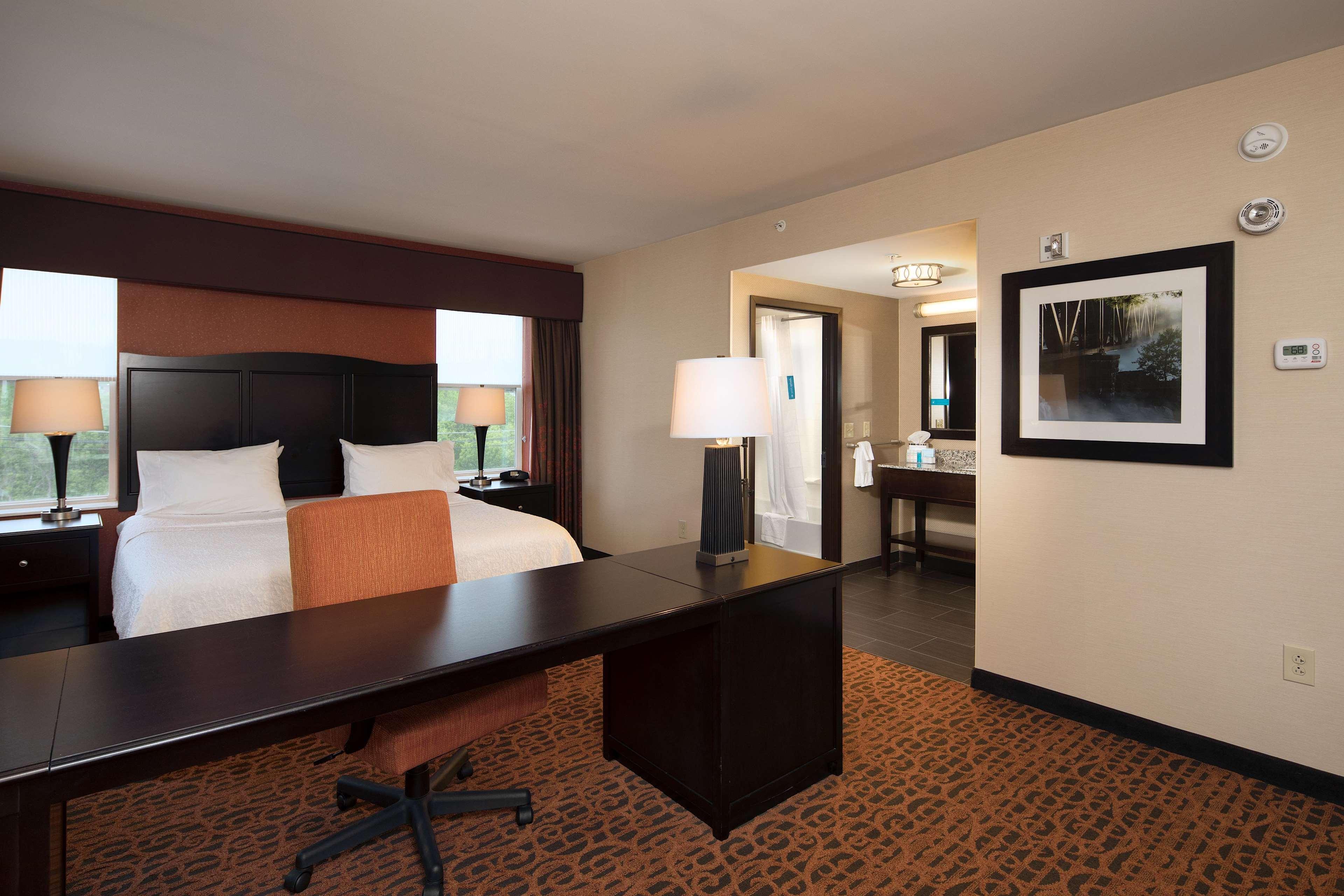 Hampton Inn Lewiston-Auburn Екстериор снимка