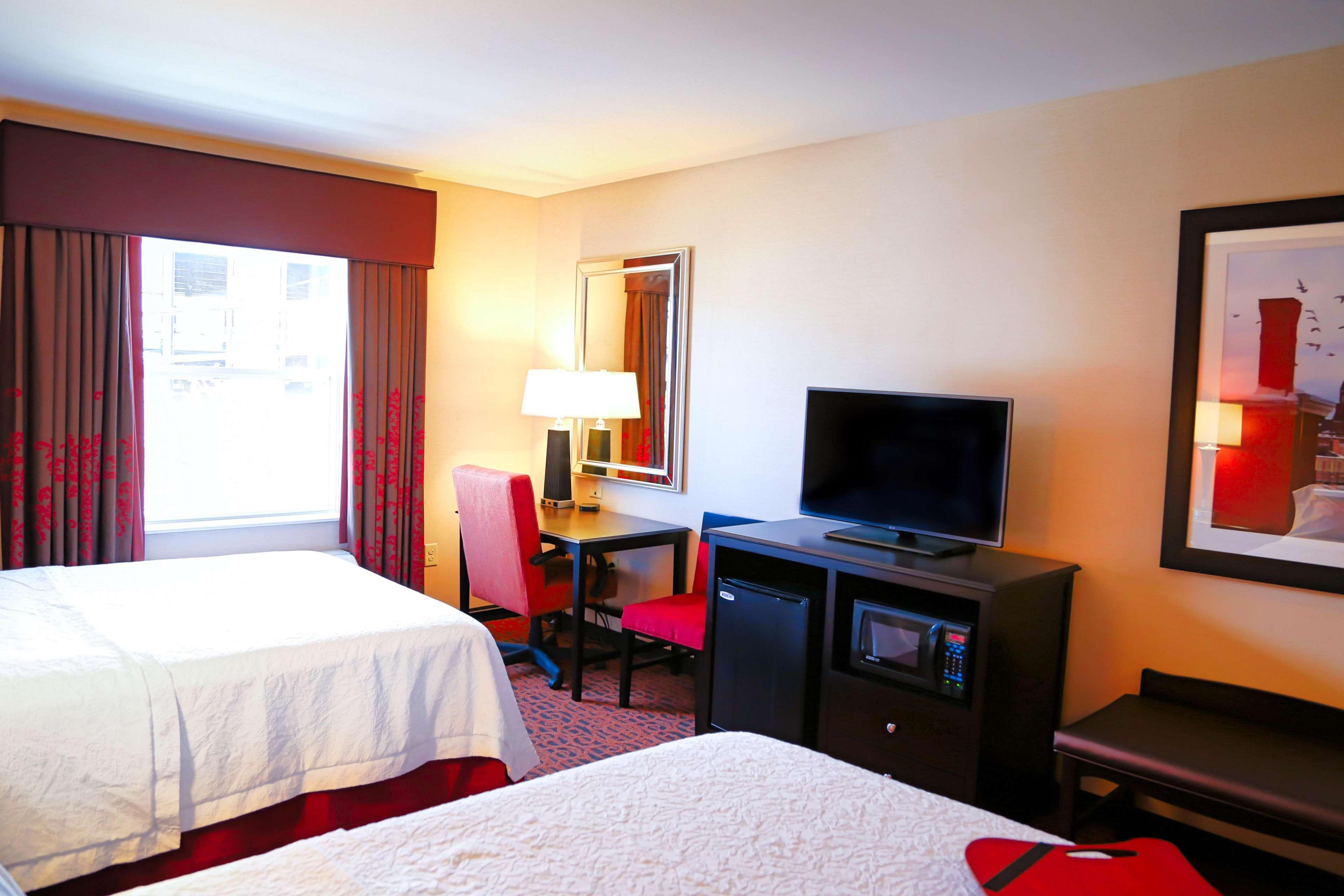 Hampton Inn Lewiston-Auburn Екстериор снимка