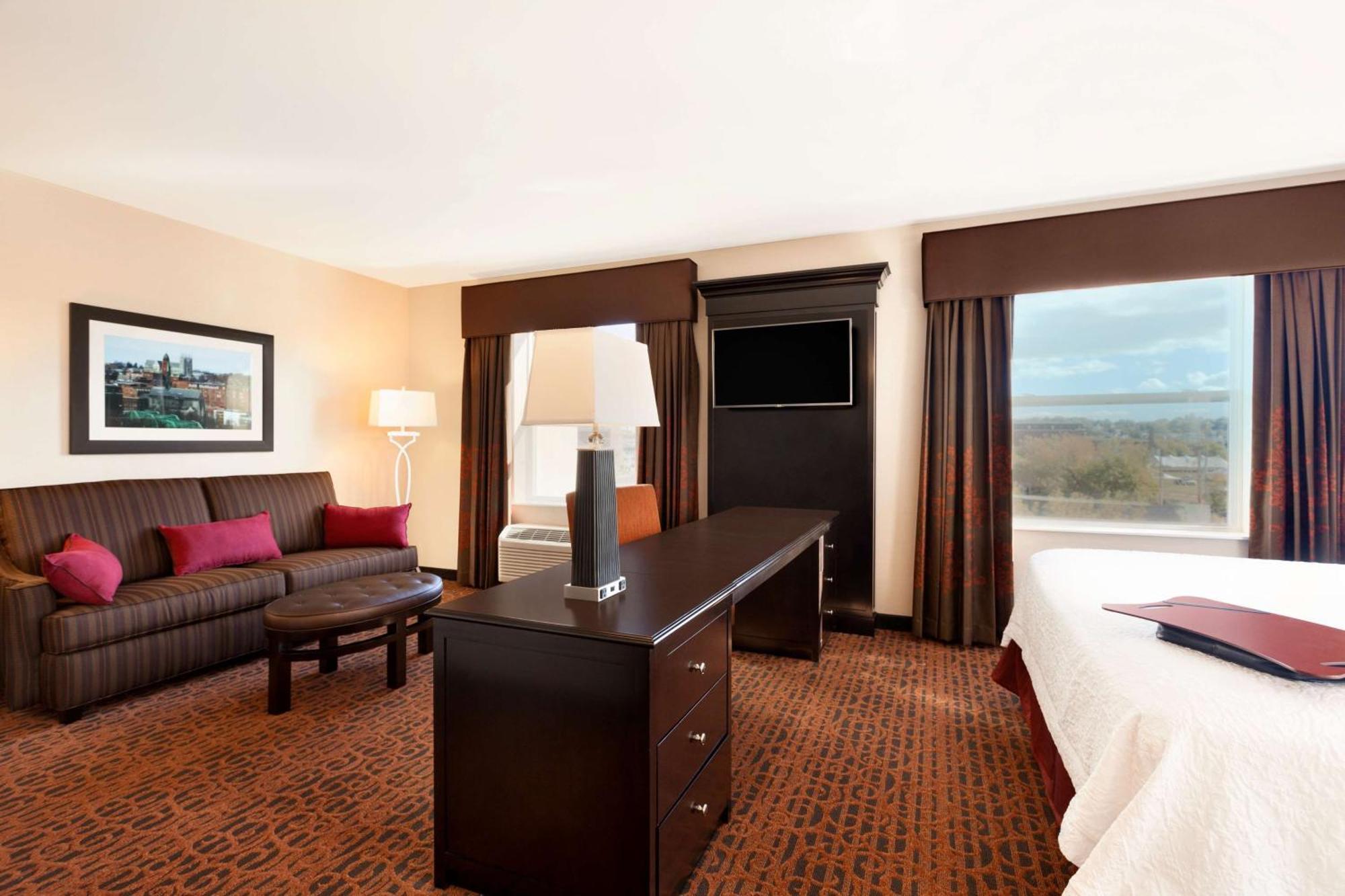 Hampton Inn Lewiston-Auburn Екстериор снимка