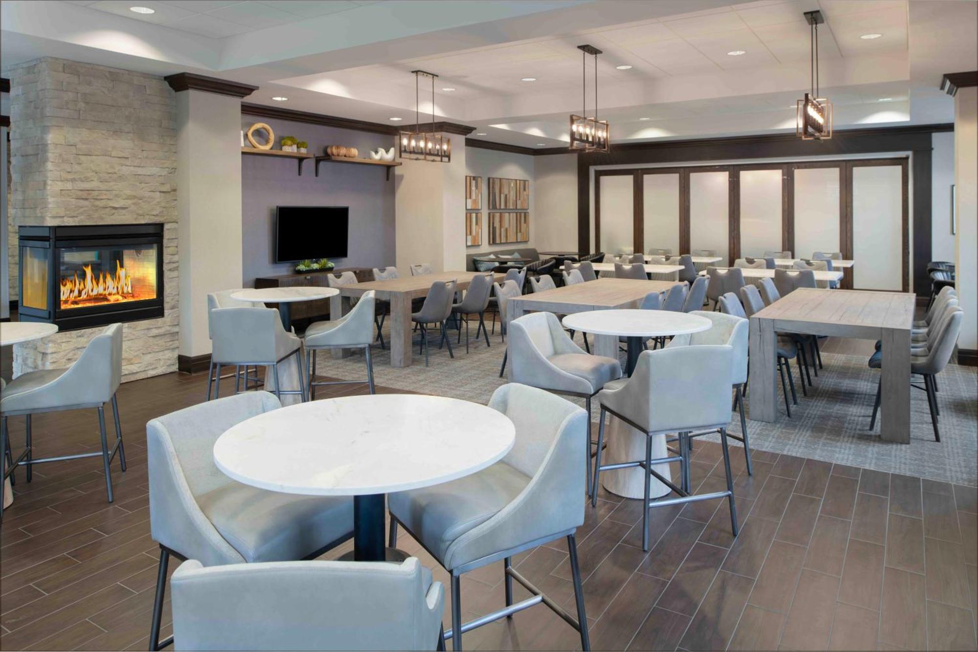 Hampton Inn Lewiston-Auburn Екстериор снимка